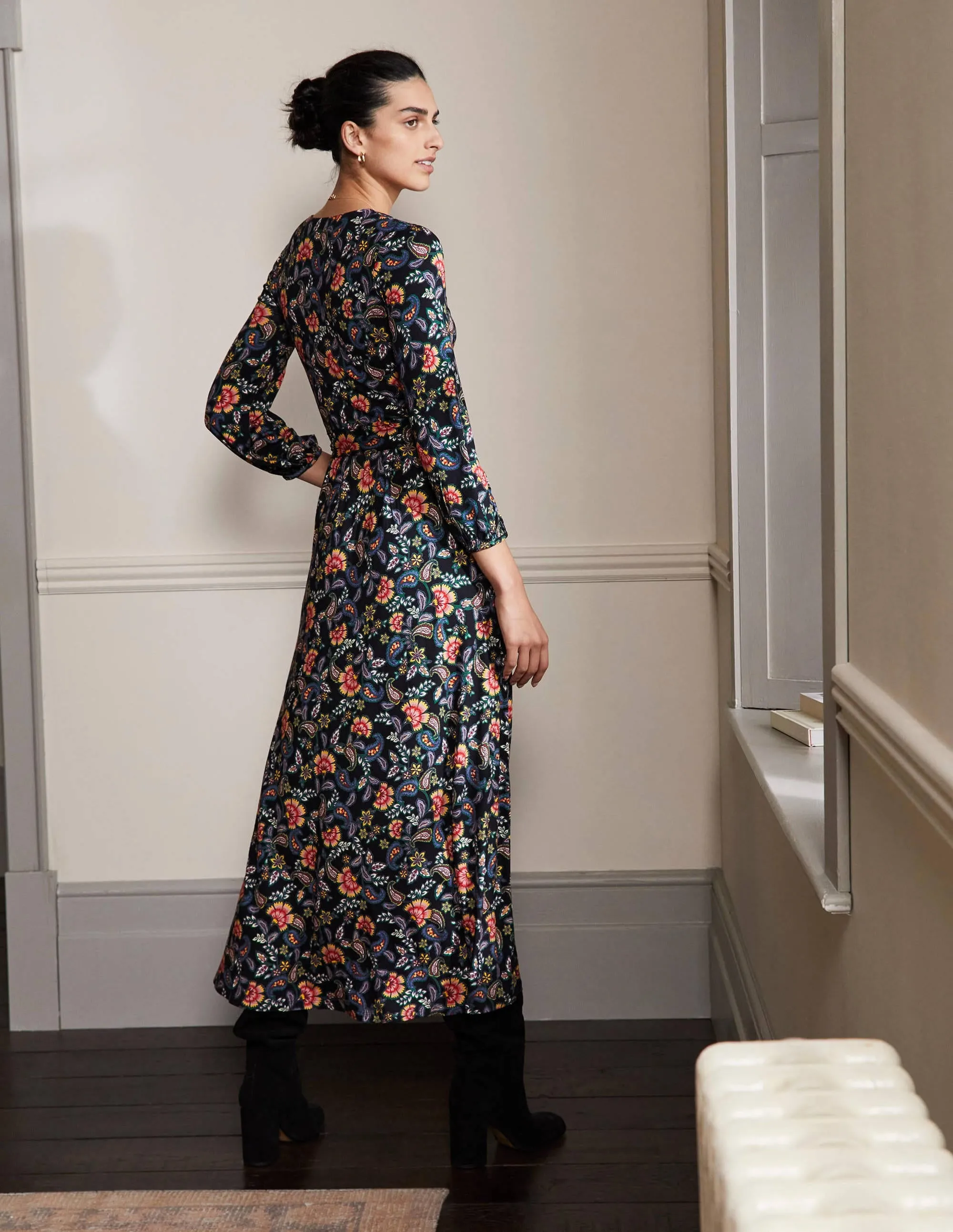 Jodie Jersey Dress-Black, Exotic Floral