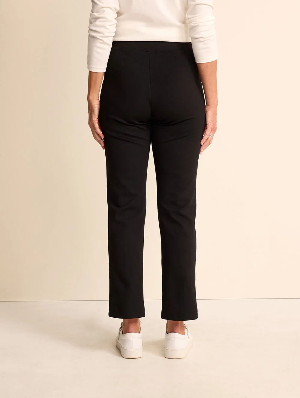 Moda Straight Leg Short Length Pant