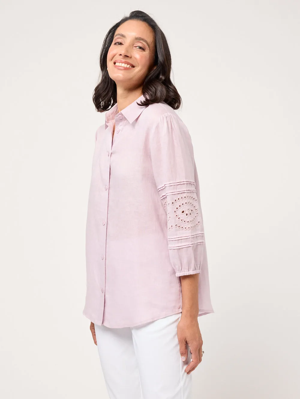 Niya 3/4 Emb Sleeve Shirt