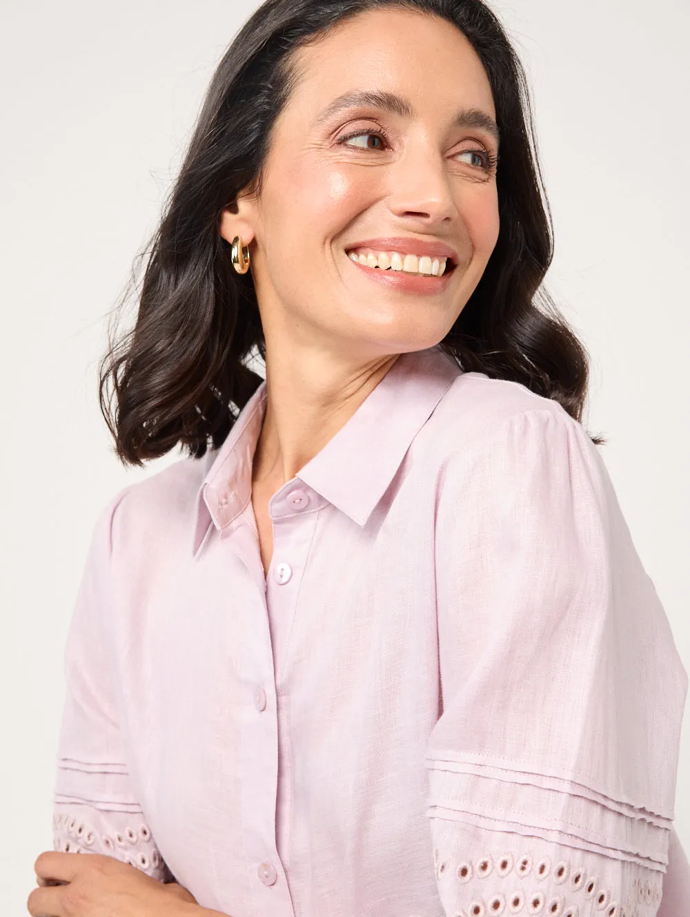 Niya 3/4 Emb Sleeve Shirt