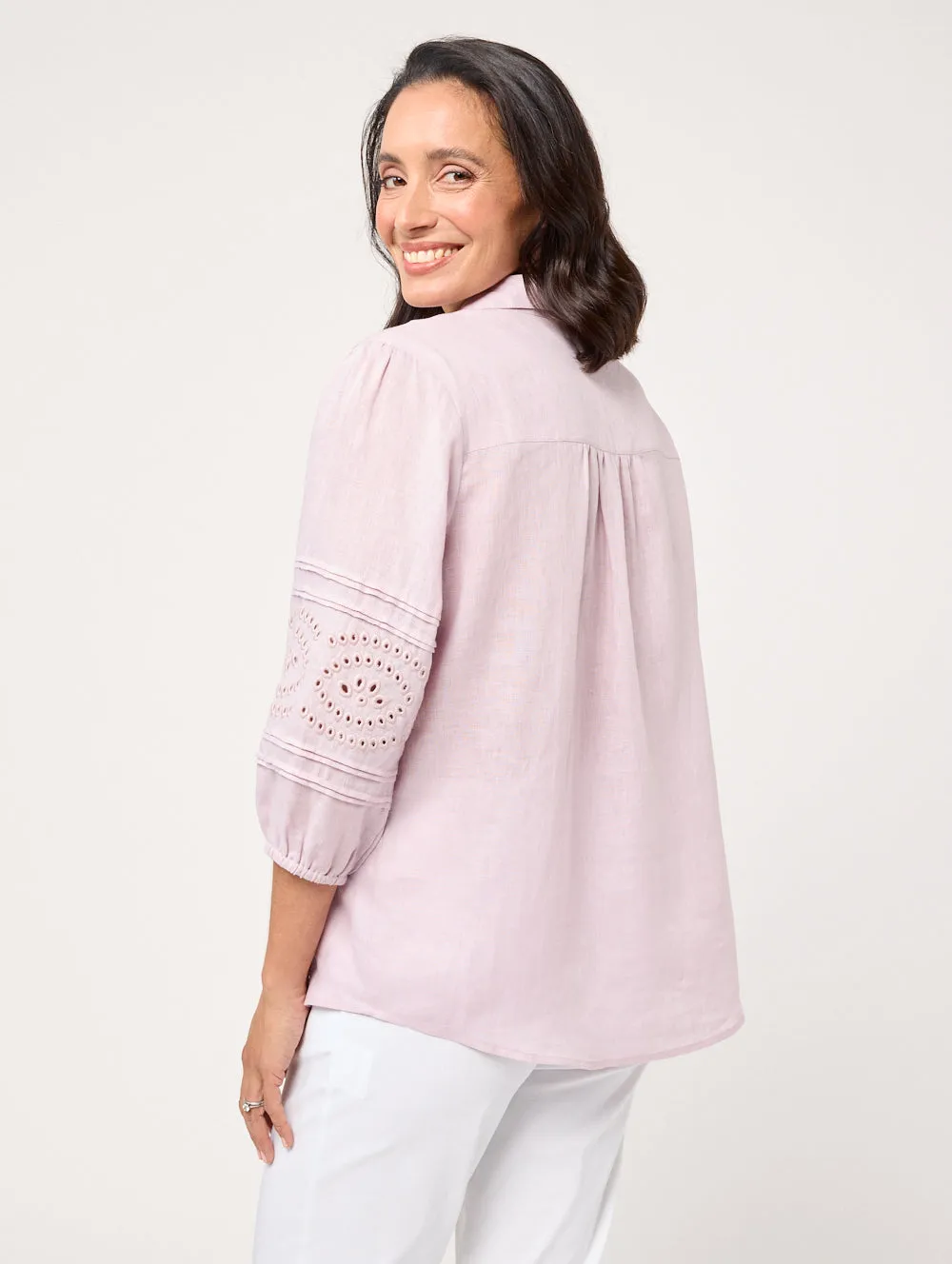 Niya 3/4 Emb Sleeve Shirt