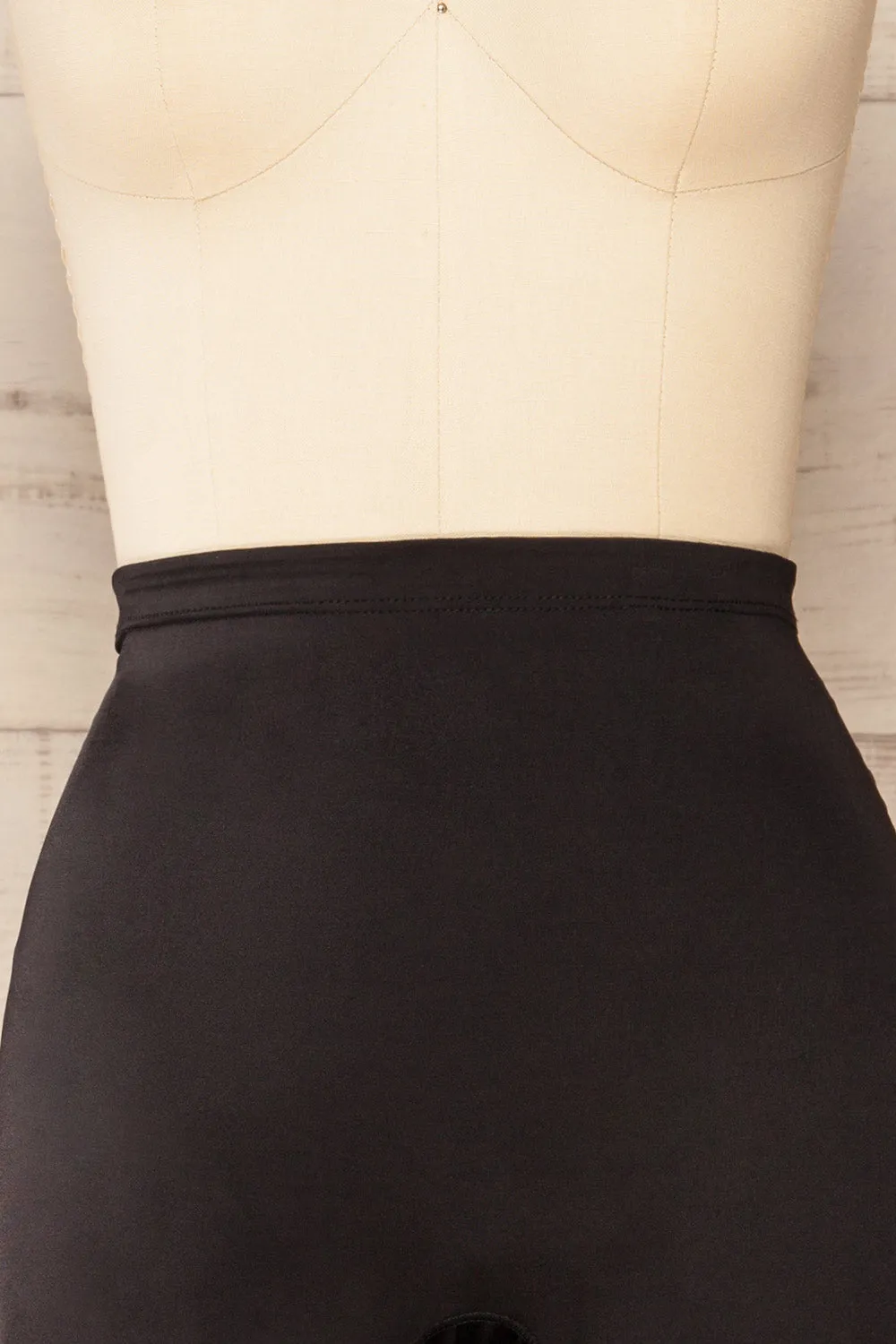 Nyon | Black Bike Shorts