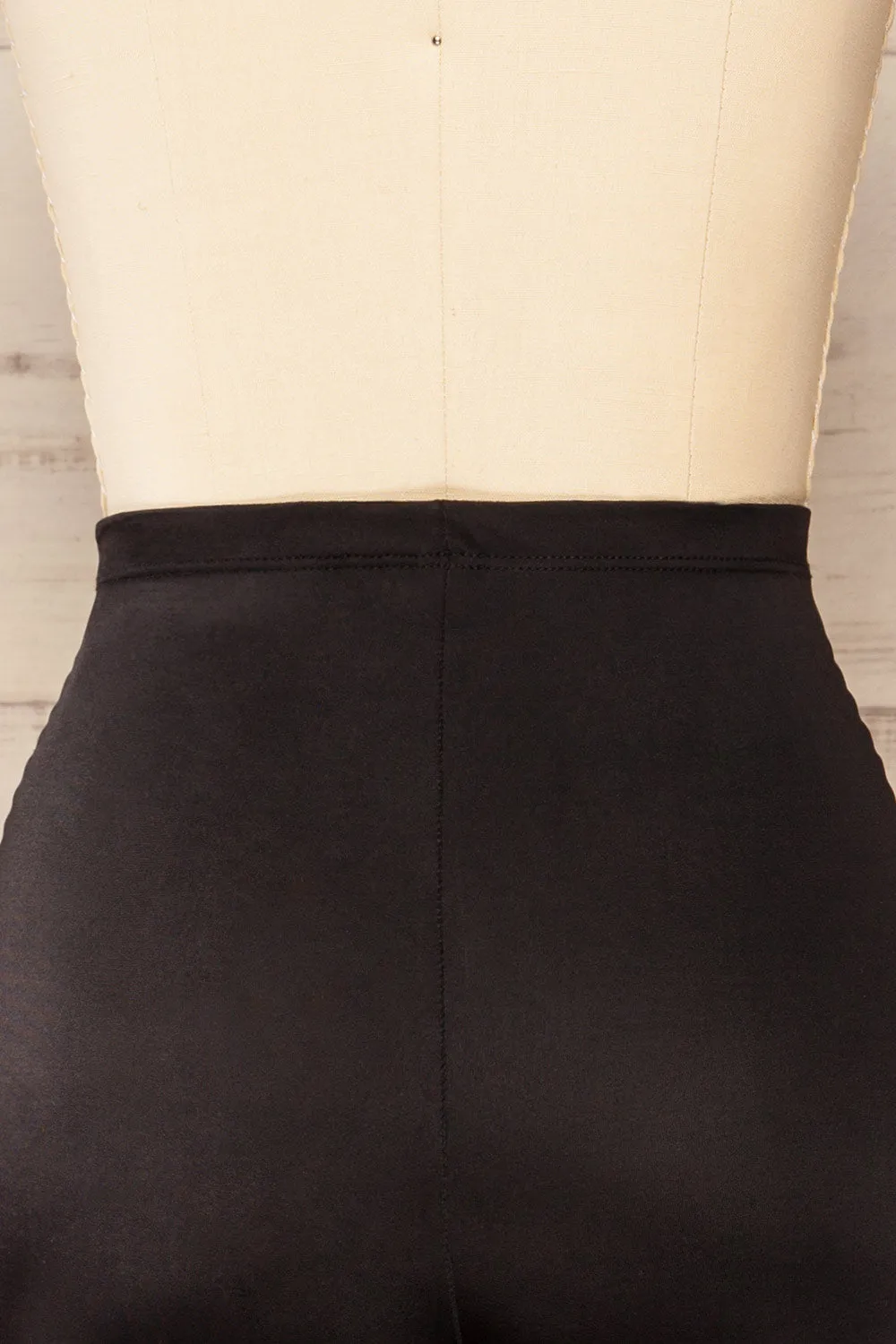 Nyon | Black Bike Shorts