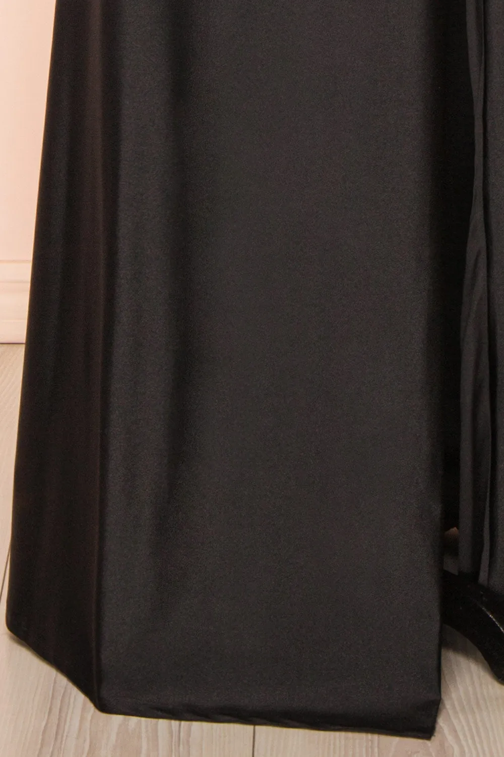 Nyra Black | Mermaid Dress w/ Wrapped Bodice