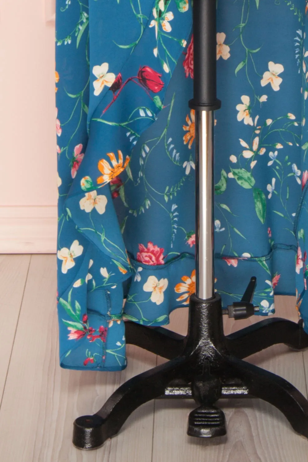 Octavie | Backless Floral Maxi Dress