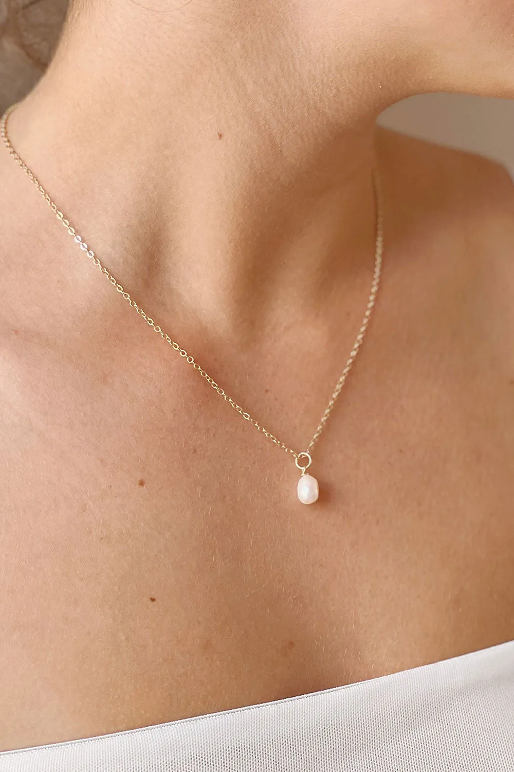 Opha May Johnson | Water Pearl Pendant Necklace