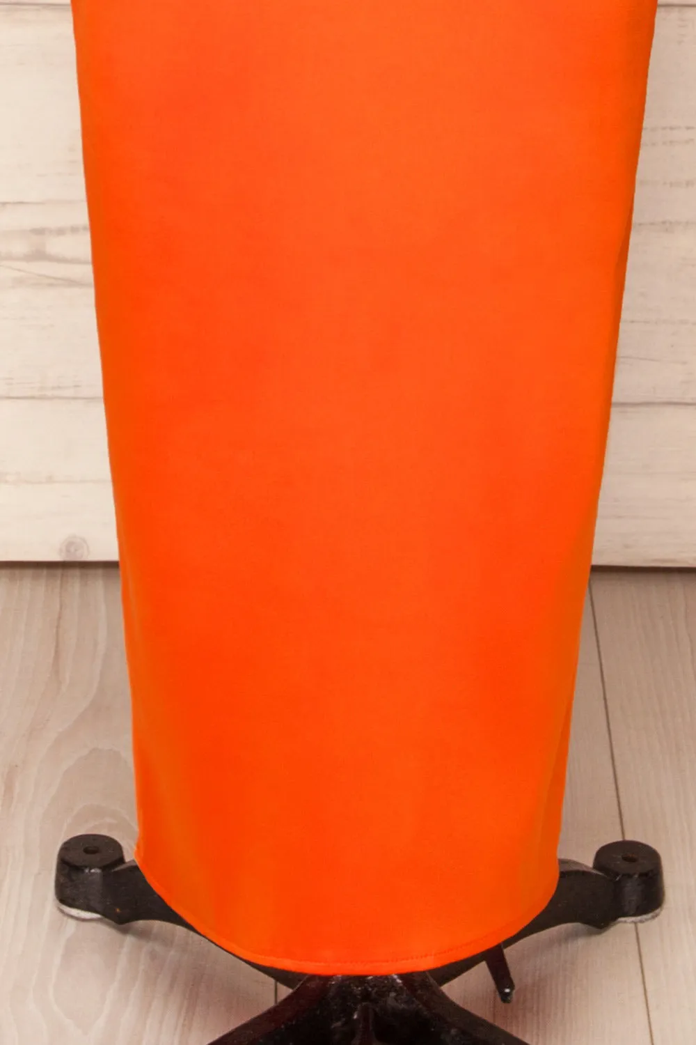 Orabelle | Fitted Orange Satin Midi Dress