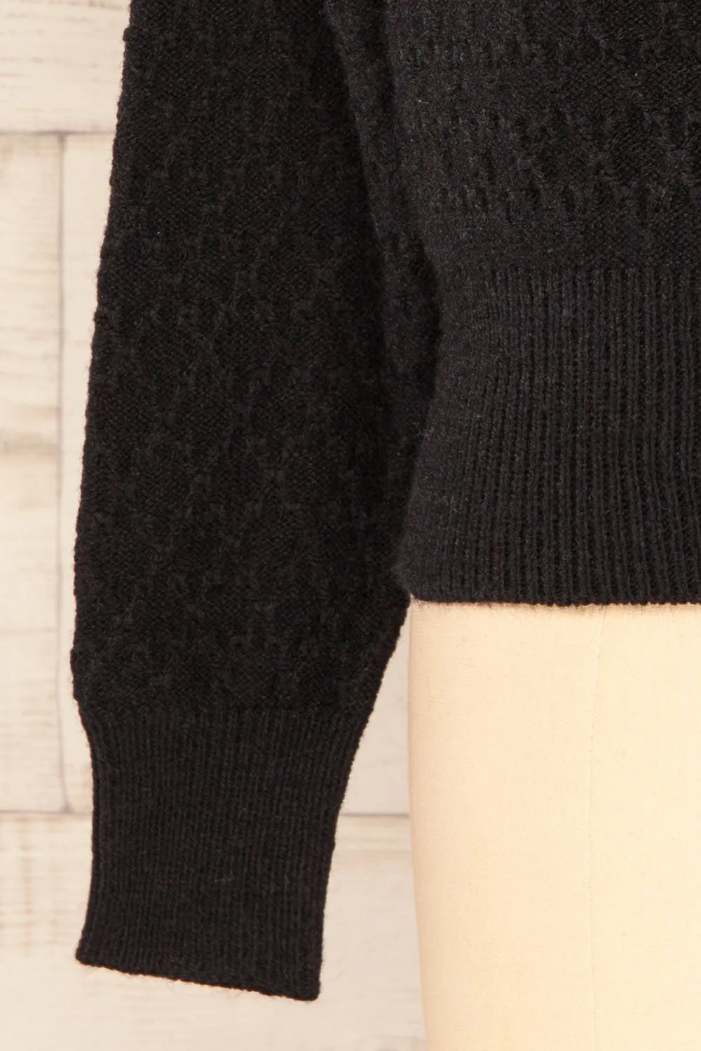 Oreyl Black | Knit Top w/ Peter Pan Collar