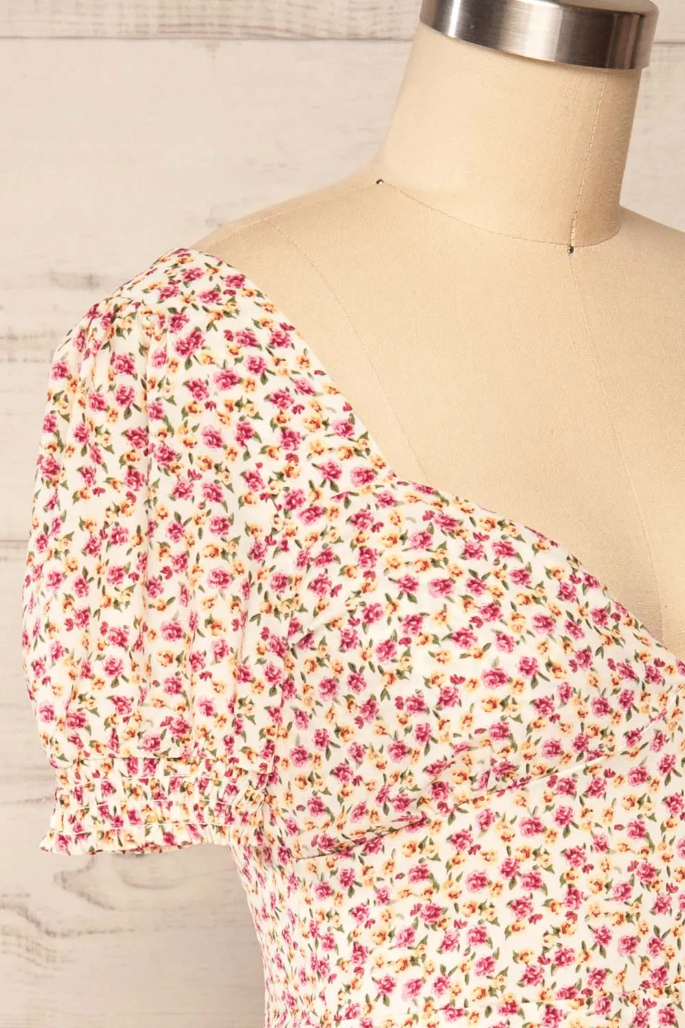 Osno Cream | Short Sleeve Floral Dress