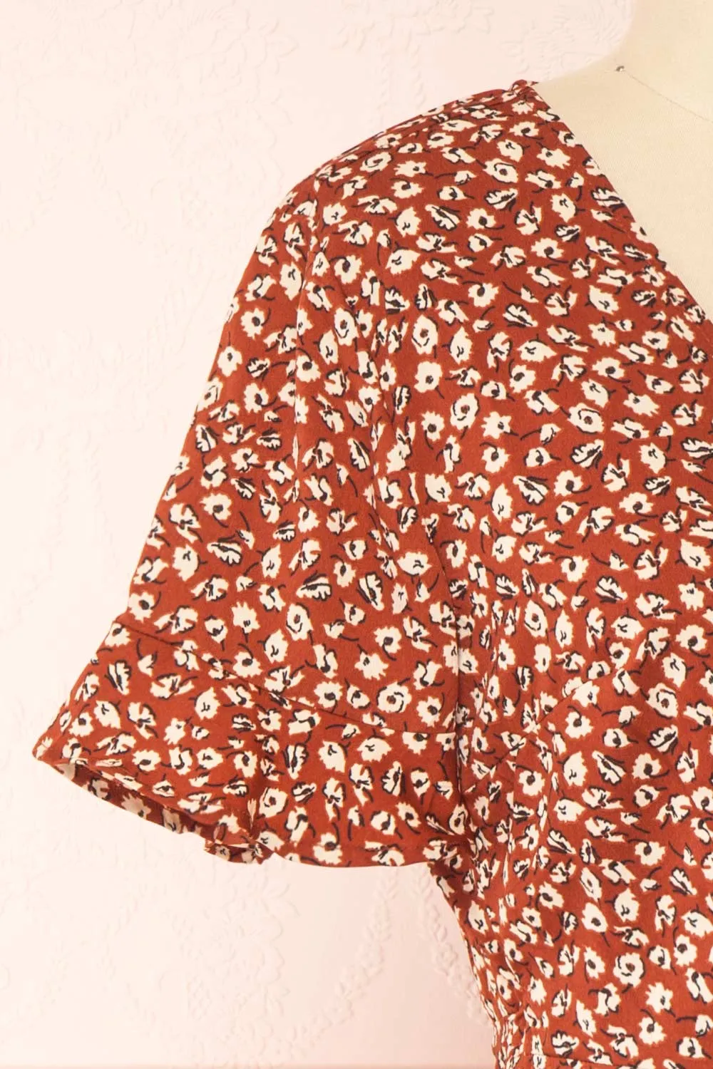 Oxylos | Floral Short Wrap Dress
