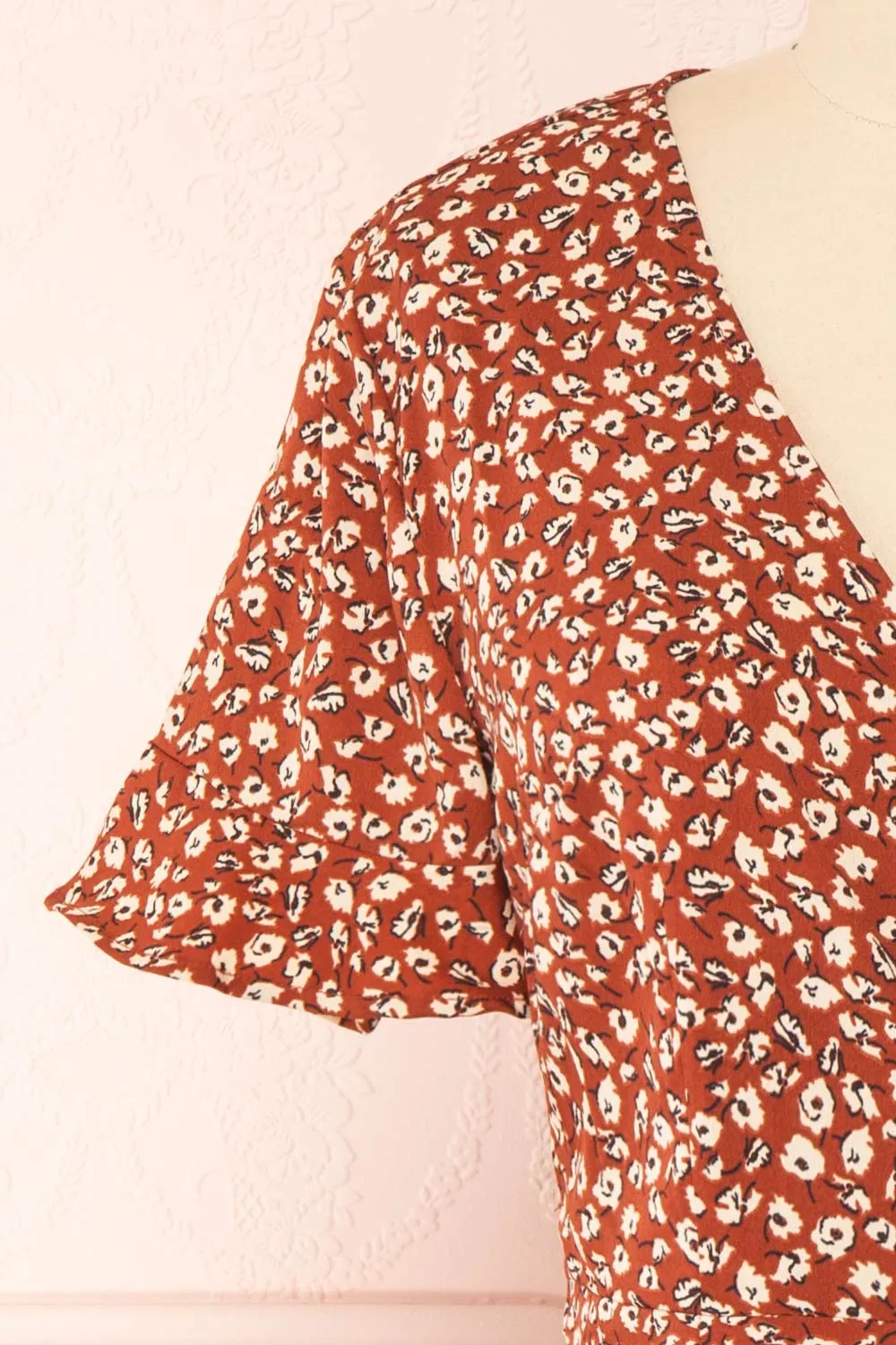 Oxylos | Floral Short Wrap Dress