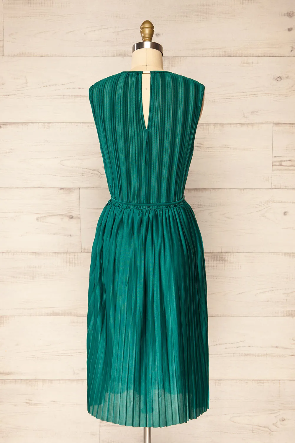 Padstow Green | Sleeveless Pleated Midi Dress