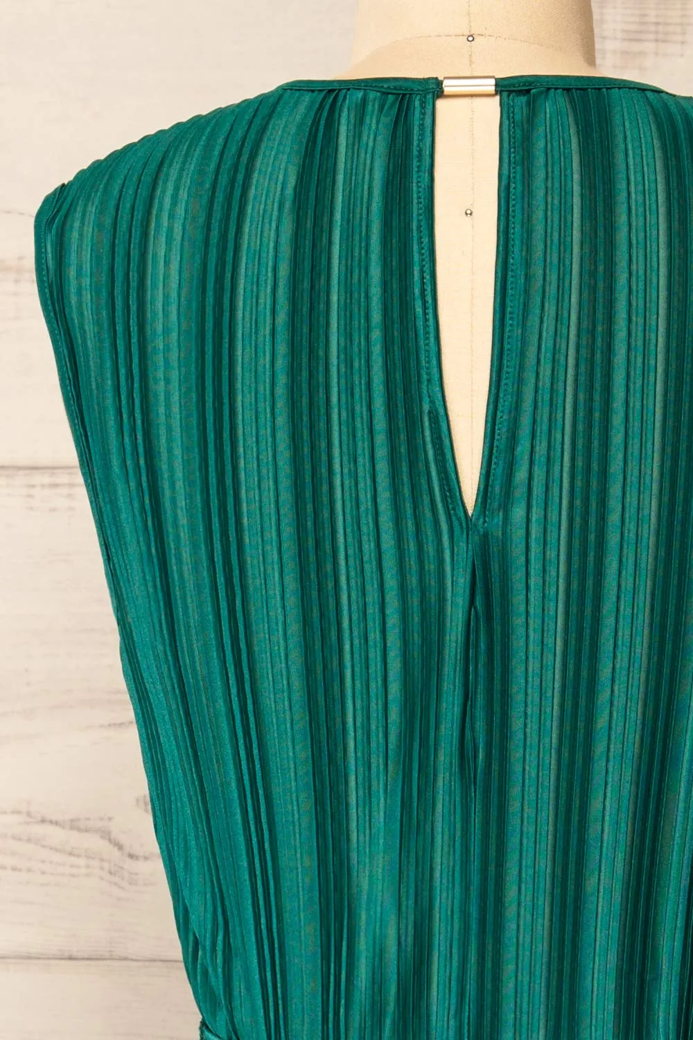 Padstow Green | Sleeveless Pleated Midi Dress
