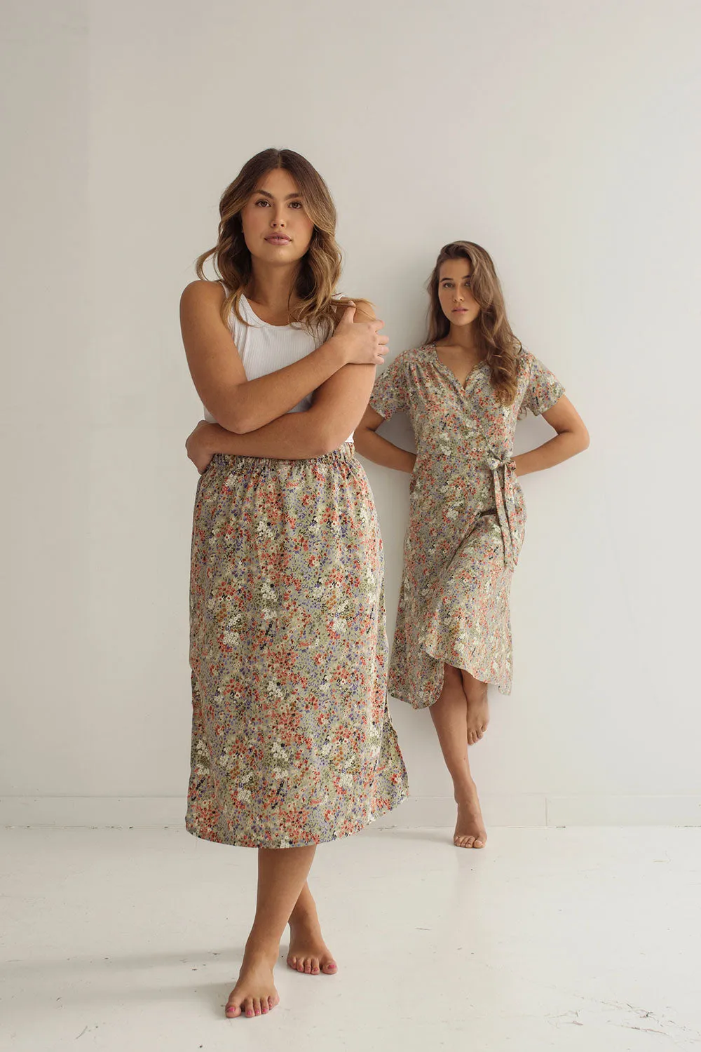 Pajai | Floral Print Midi Skirt w/ Elastic Waist