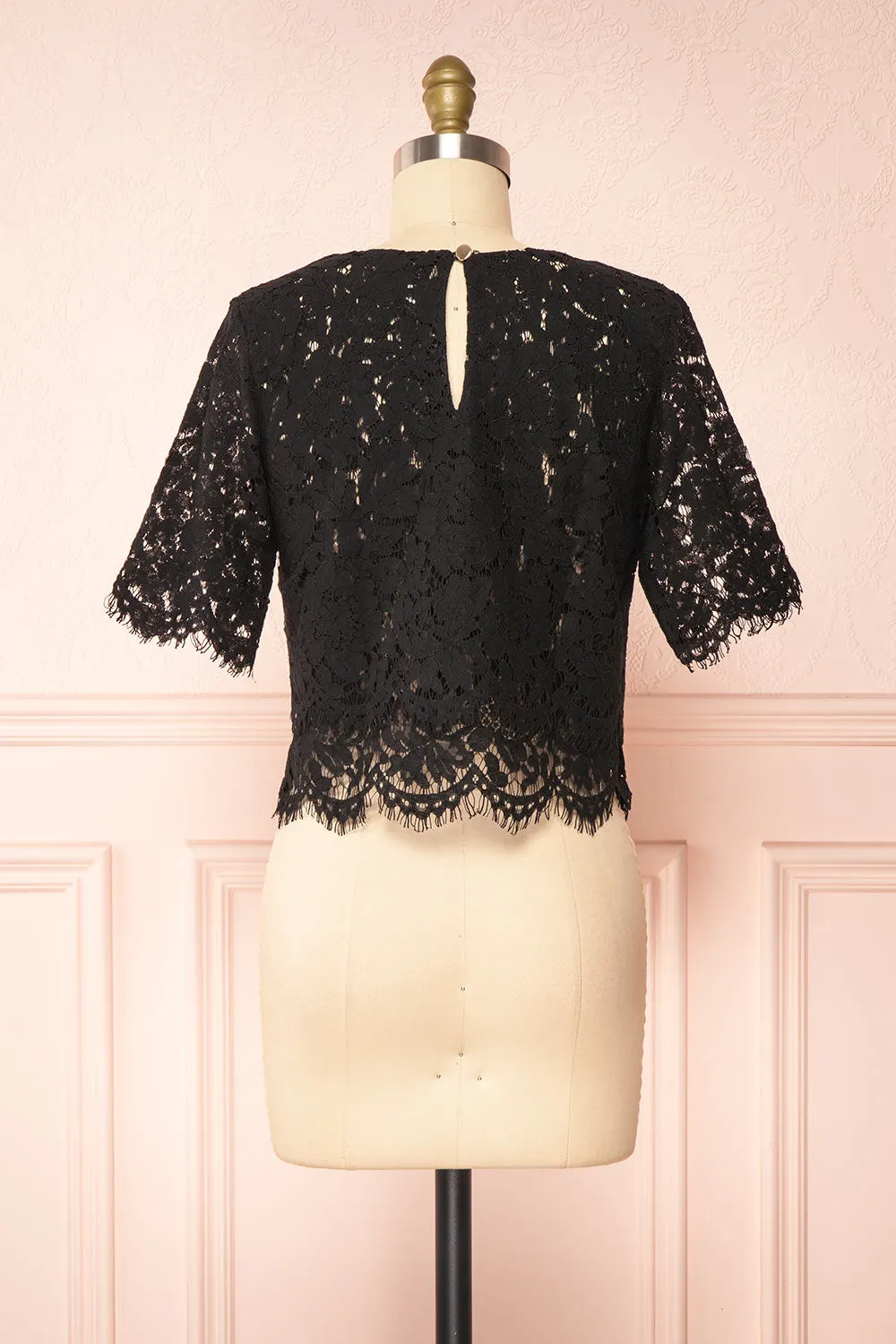 Paora Black | Short Sleeve Lace Crop Top