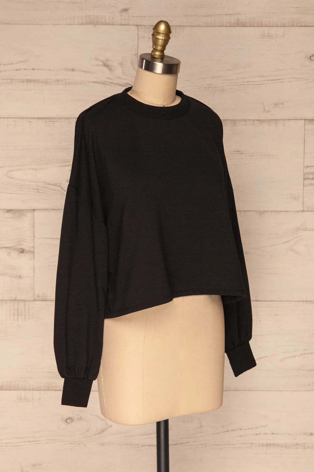 Paslek Black | Long Sleeve Crop Top