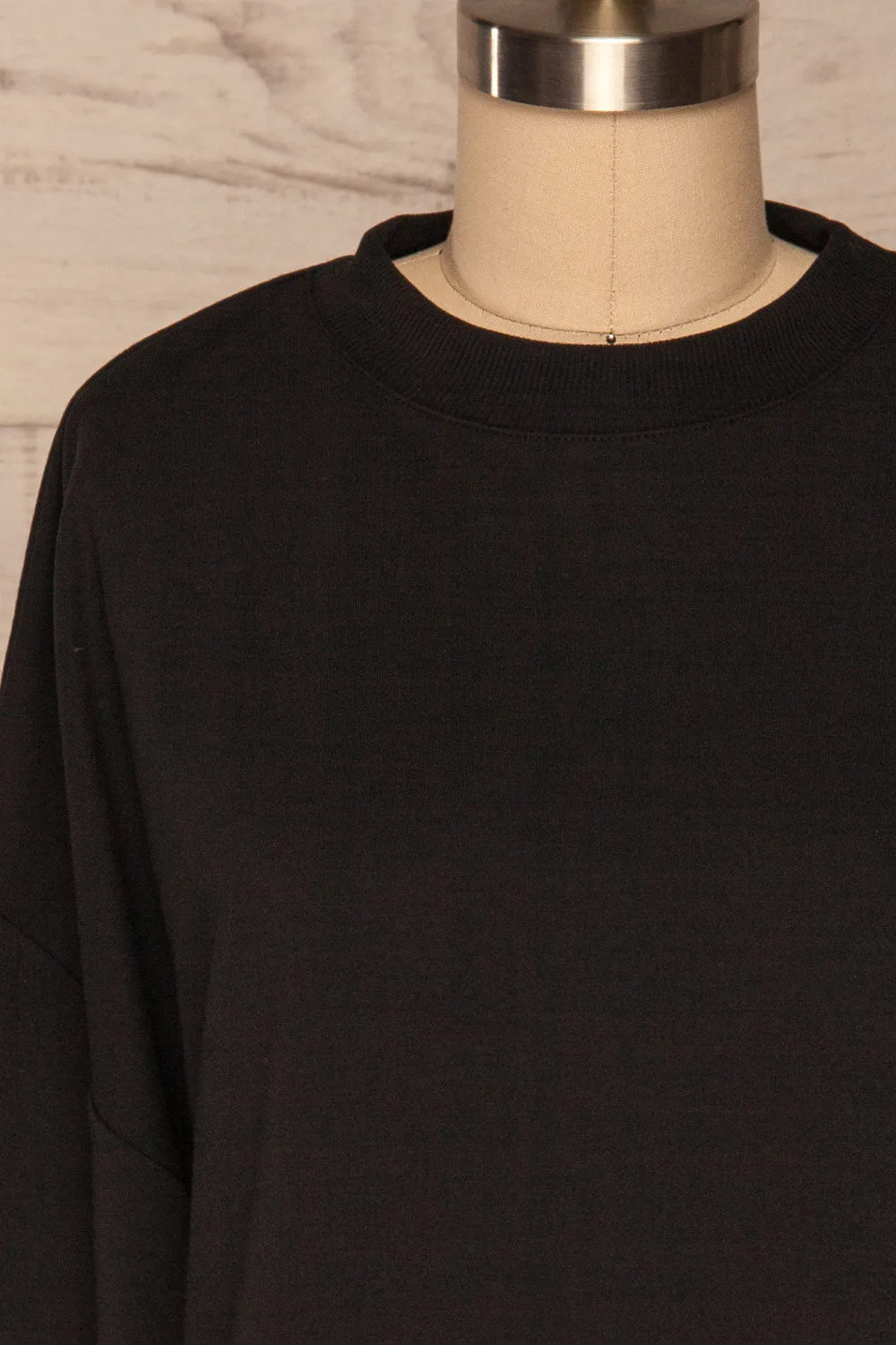 Paslek Black | Long Sleeve Crop Top