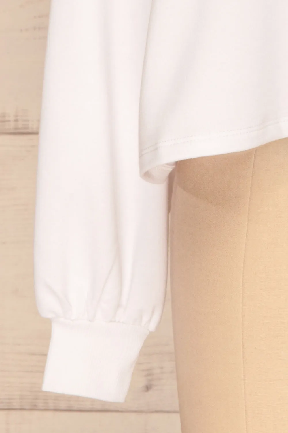 Paslek White | Long Sleeve Crop Top