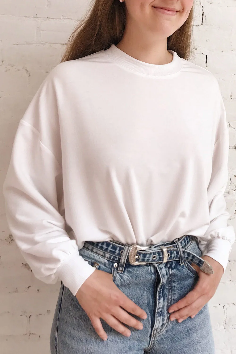 Paslek White | Long Sleeve Crop Top
