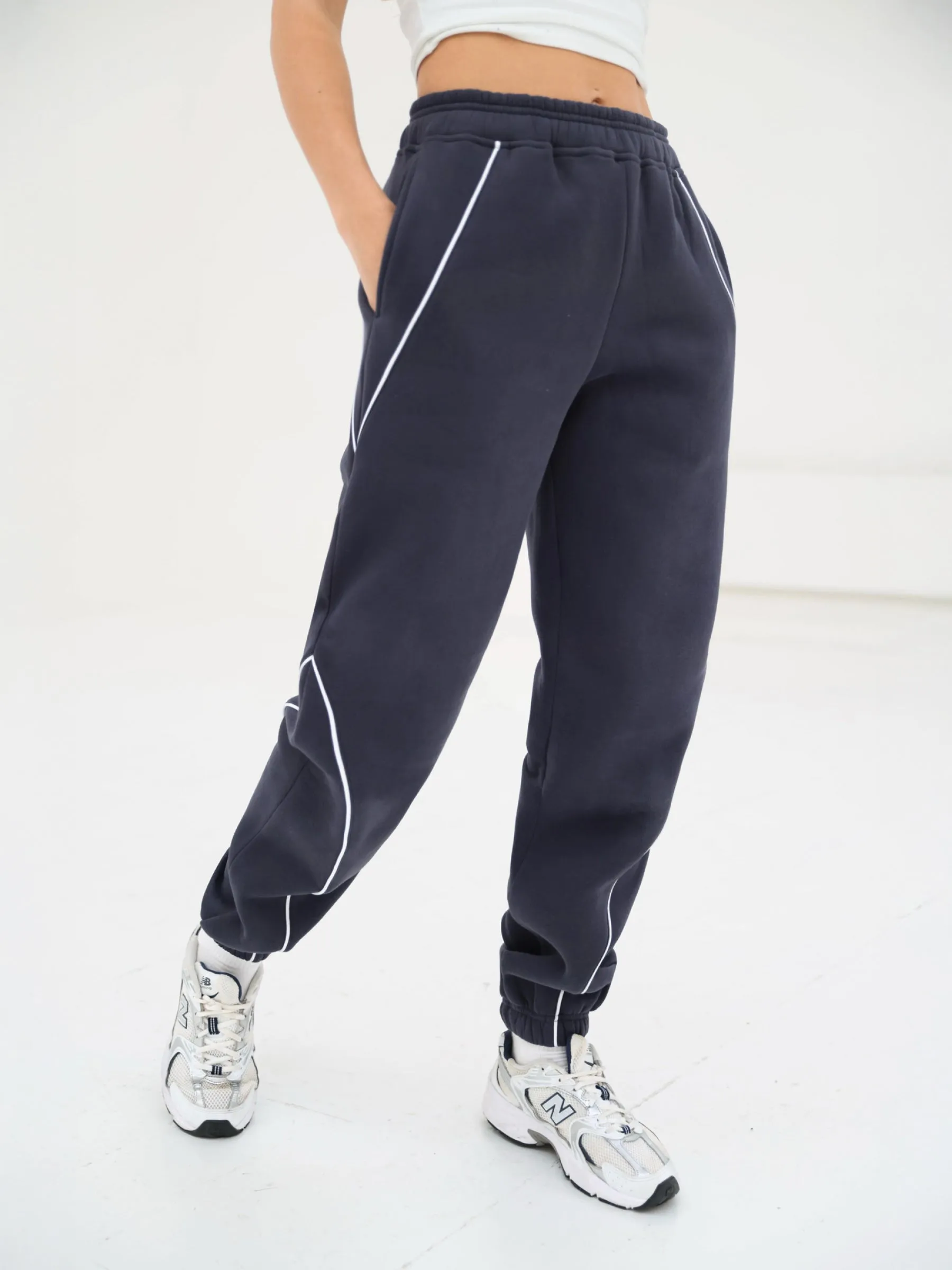 Seam Sweatpants - True Navy