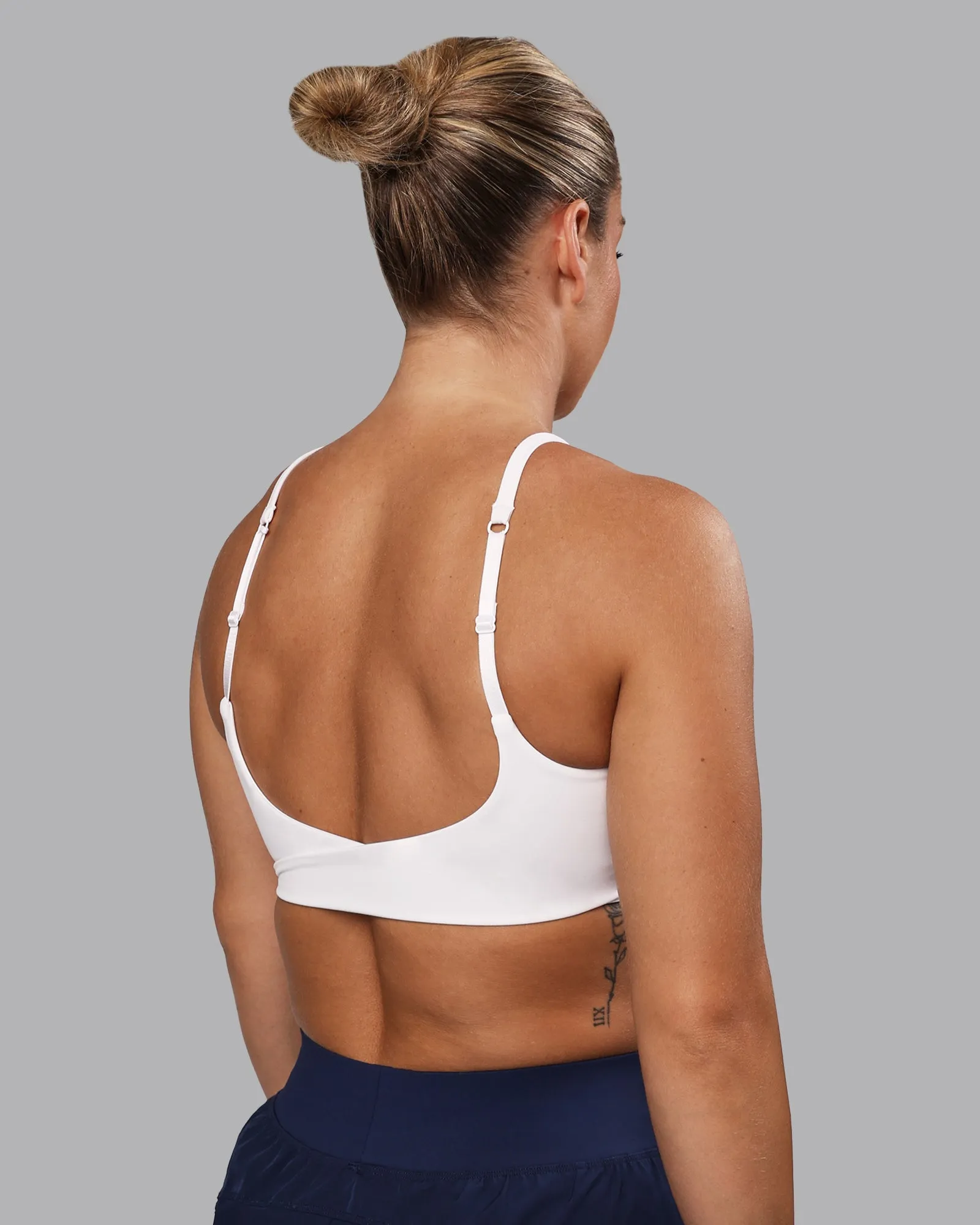 Twist Sports Bra - White
