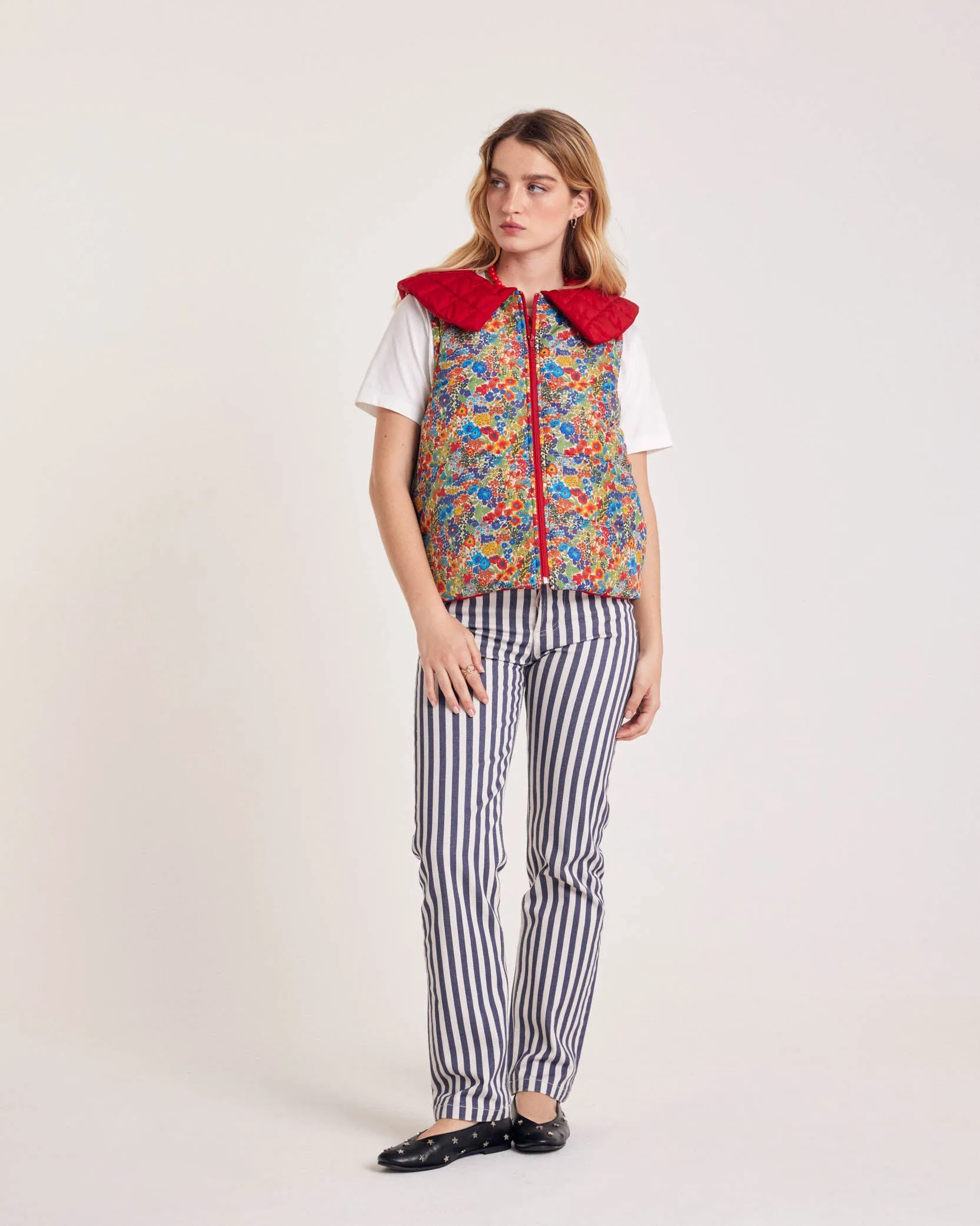 Veste Cali rouge et en tissu Liberty bleu et jaune