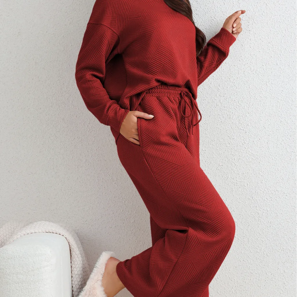 Warm & Chic Quilt Textured Lounge & Jogger Set