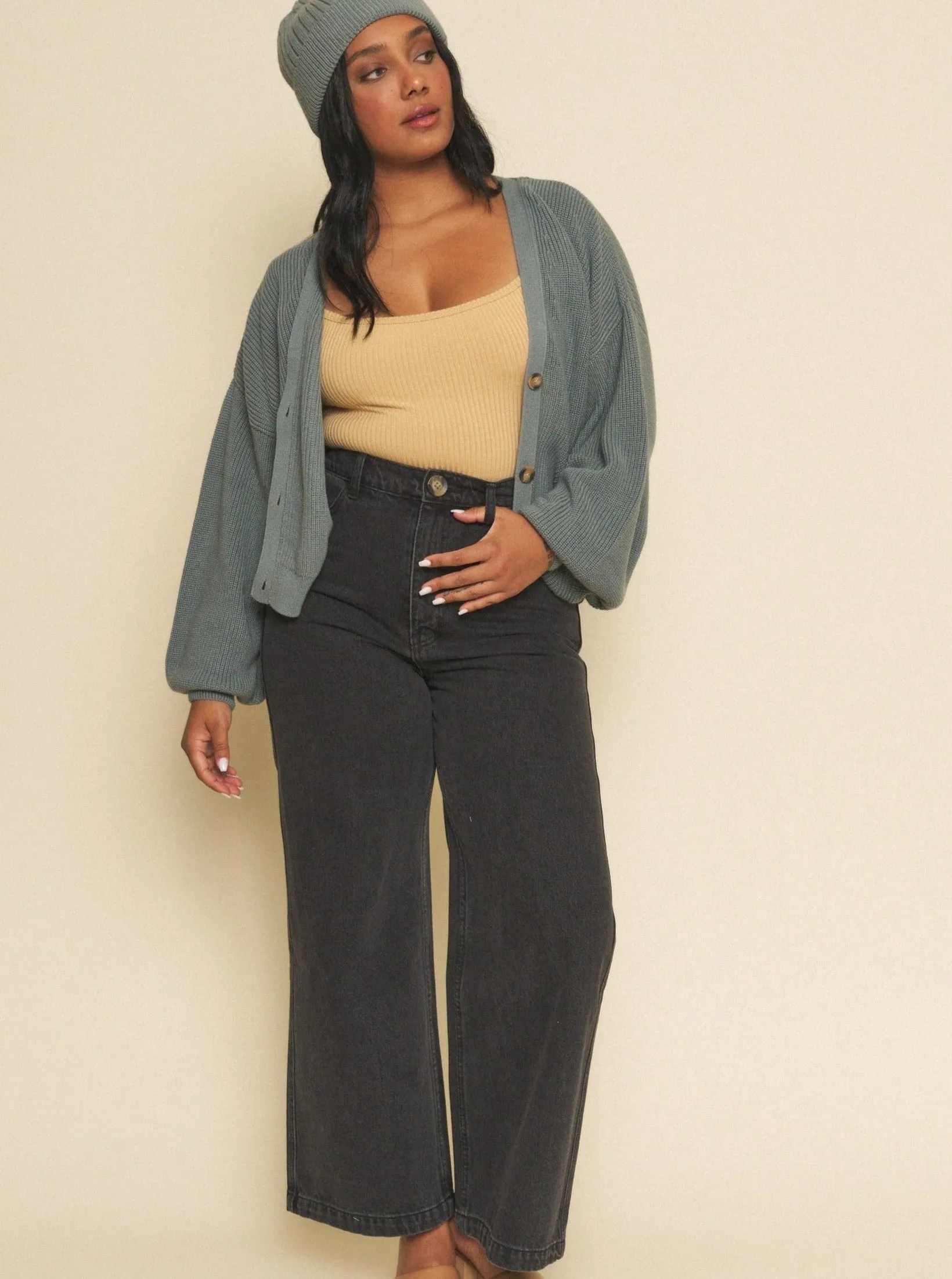 Wide Leg Flora Pant in 39 Length - Vintage Black Denim